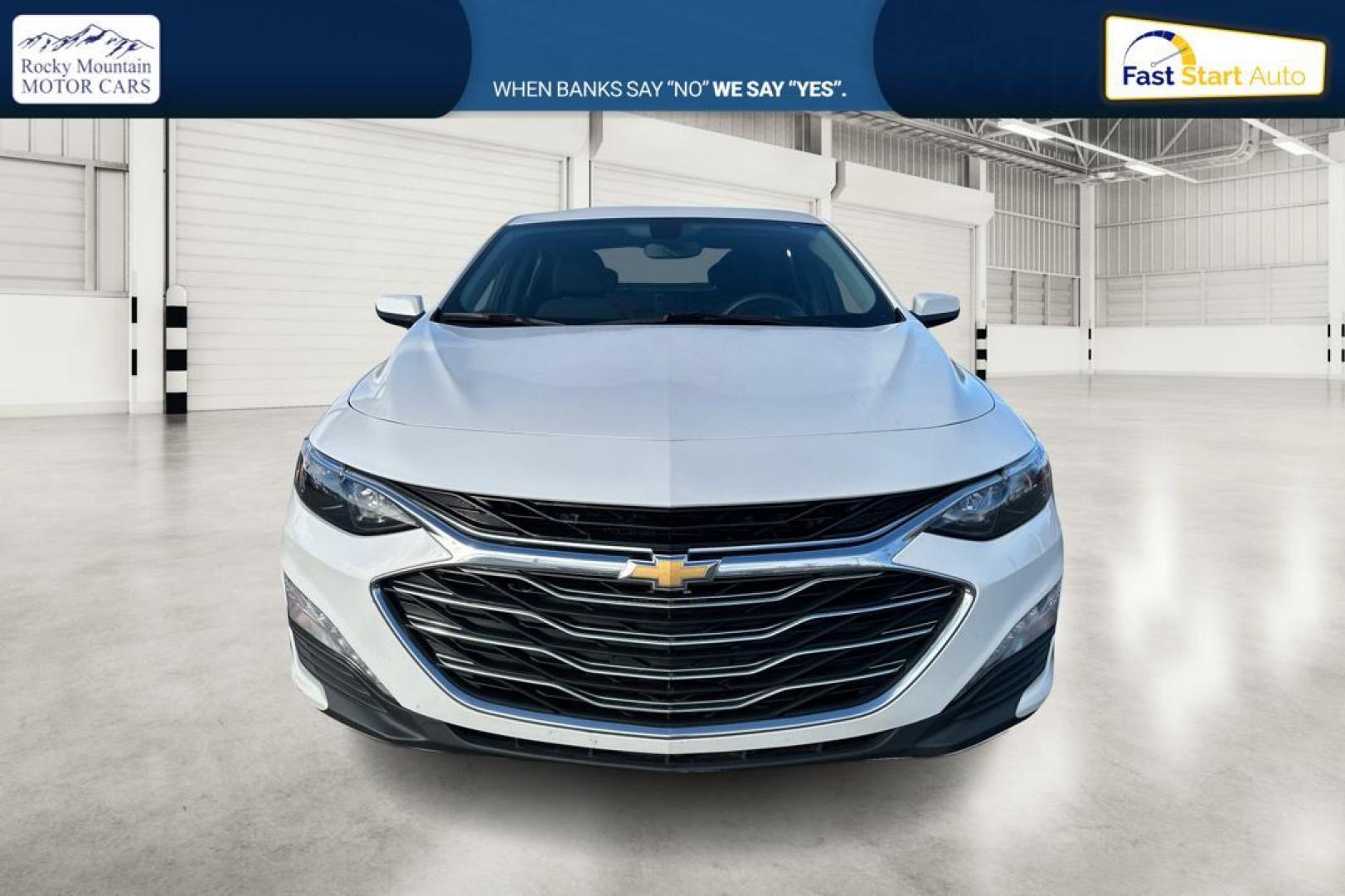 2020 White Chevrolet Malibu LT (1G1ZD5ST8LF) with an 1.5L L4 DOHC 16V engine, 6A transmission, located at 344 S Washington Blvd, Ogden, UT, 84404, (801) 399-1799, 41.255482, -111.970848 - Photo#9