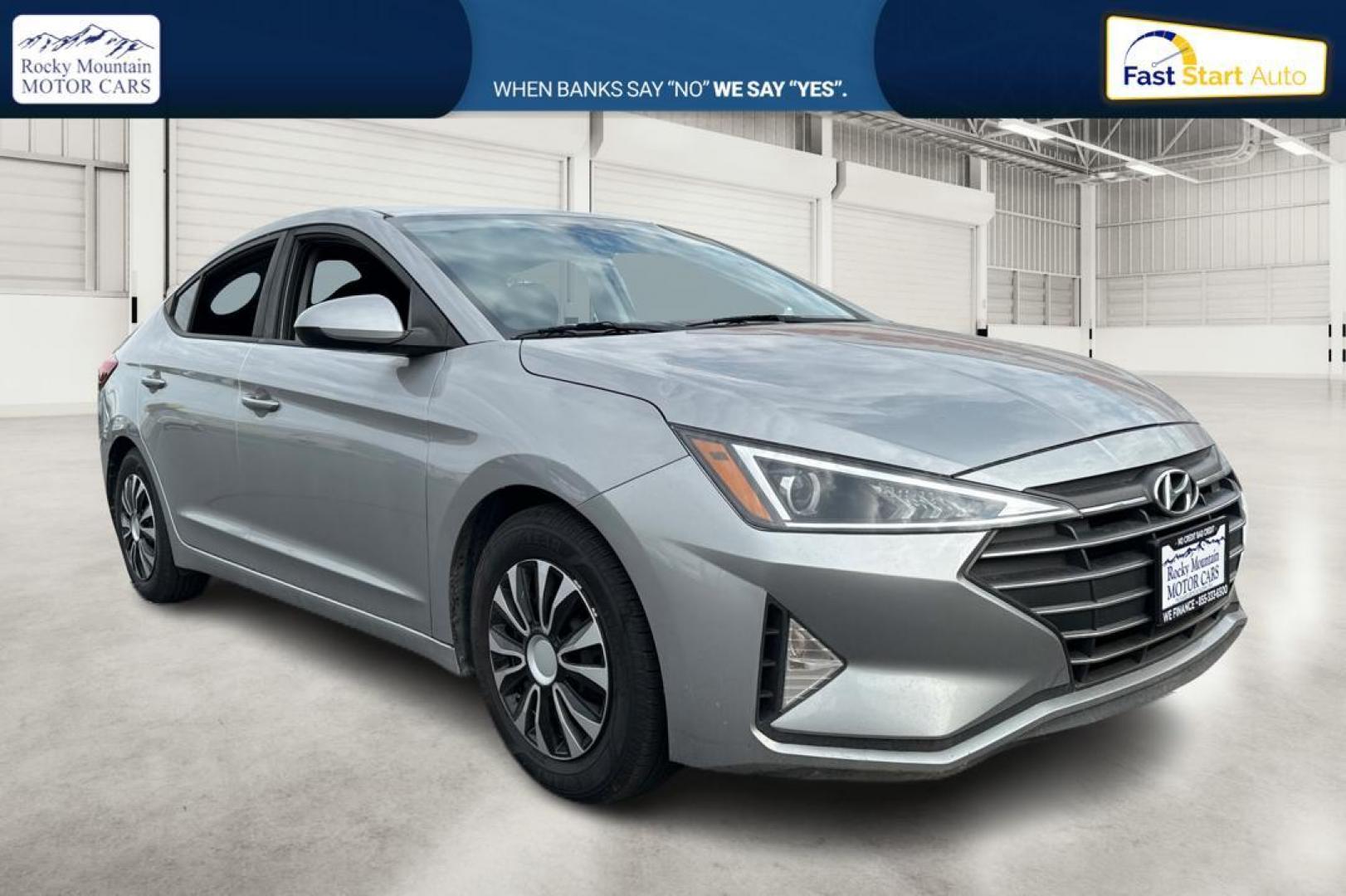 2020 Silver Hyundai Elantra SE 6AT (5NPD74LF8LH) with an 1.8L L4 DOHC 16V engine, 6A transmission, located at 7755 State Street, Midvale, UT, 84047, (801) 753-9063, 40.610329, -111.892159 - Photo#0