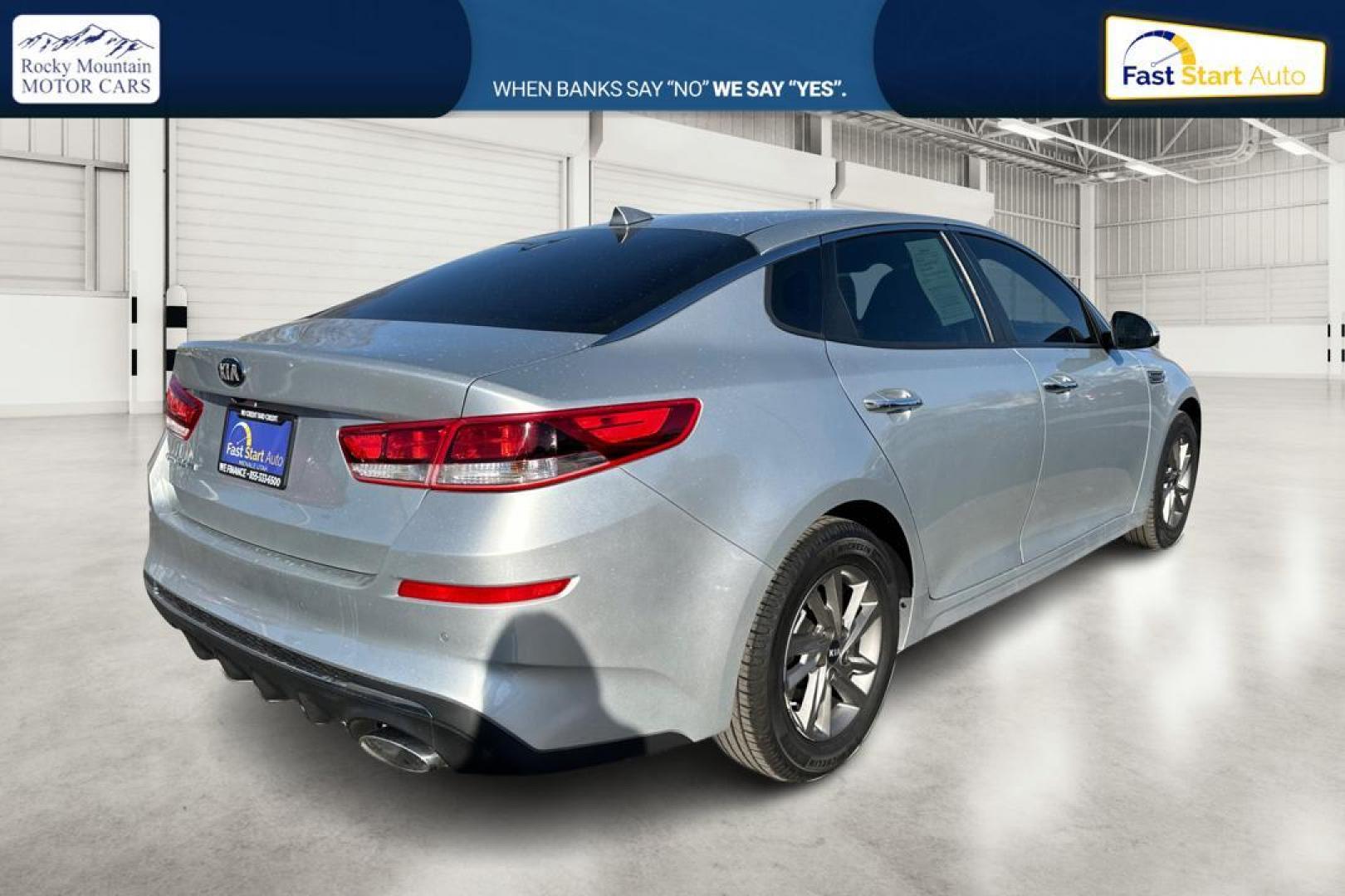 2020 Silver Kia Optima LX (5XXGT4L35LG) with an 2.4L L4 DOHC 16V engine, 6A transmission, located at 344 S Washington Blvd, Ogden, UT, 84404, (801) 399-1799, 41.255482, -111.970848 - Photo#2