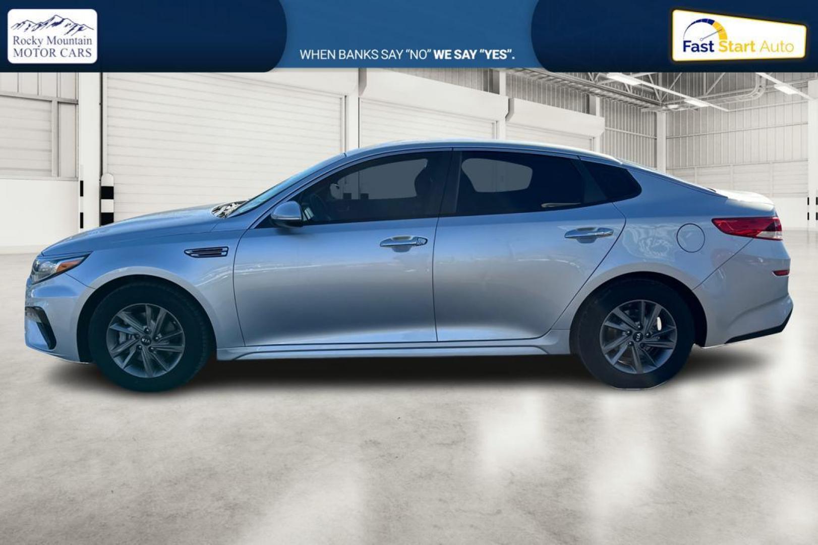 2020 Silver Kia Optima LX (5XXGT4L35LG) with an 2.4L L4 DOHC 16V engine, 6A transmission, located at 344 S Washington Blvd, Ogden, UT, 84404, (801) 399-1799, 41.255482, -111.970848 - Photo#6