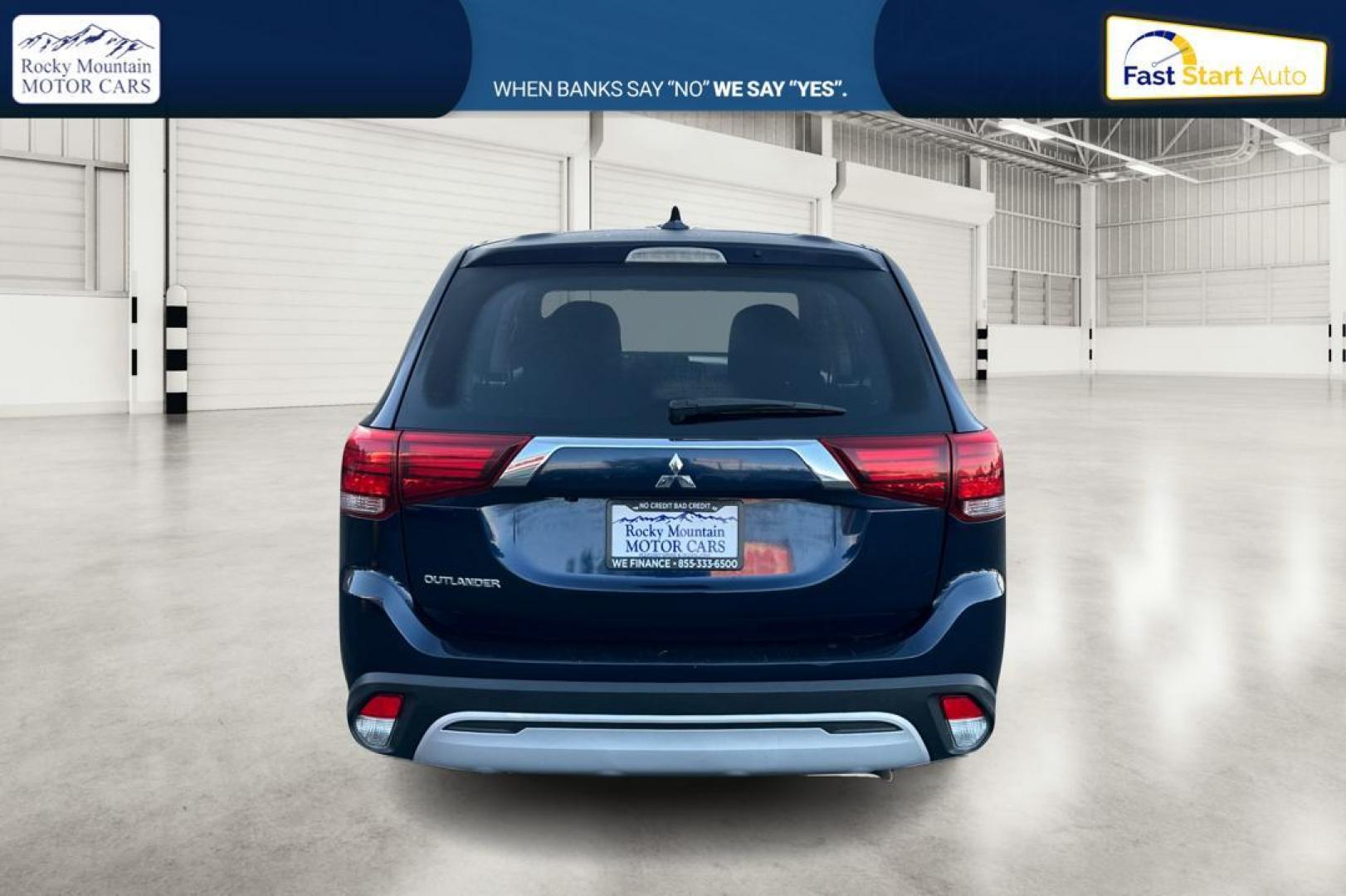 2020 Blue Mitsubishi Outlander SEL AWD (JA4AZ3A37LZ) with an 2.4L L4 DOHC 16V engine, CVT transmission, located at 767 S State Road, Pleasant Grove, UT, 84062, (801) 785-1058, 40.354839, -111.736687 - Photo#4